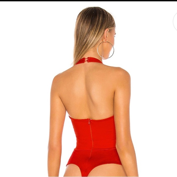 Superdown Reese halter top bodysuit in red - Picture 3 of 4